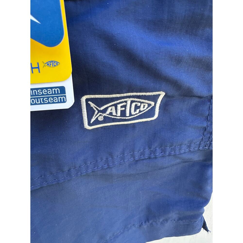 AFTCO Men's Blue Flat Front Shorts - Picture 3 of 8